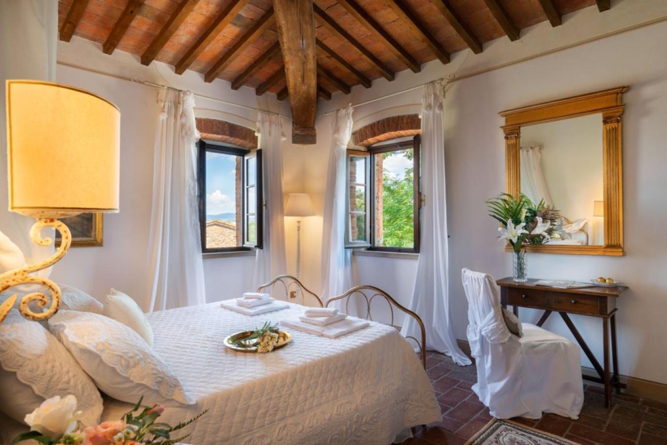 La Mandriola Villa Lajatico Bagian luar foto