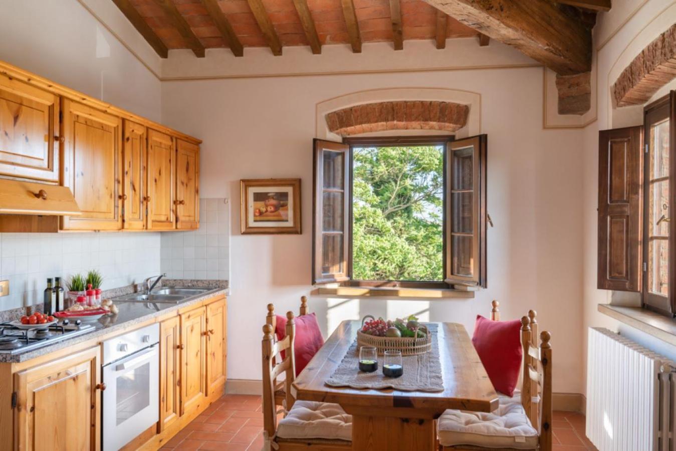 La Mandriola Villa Lajatico Bagian luar foto