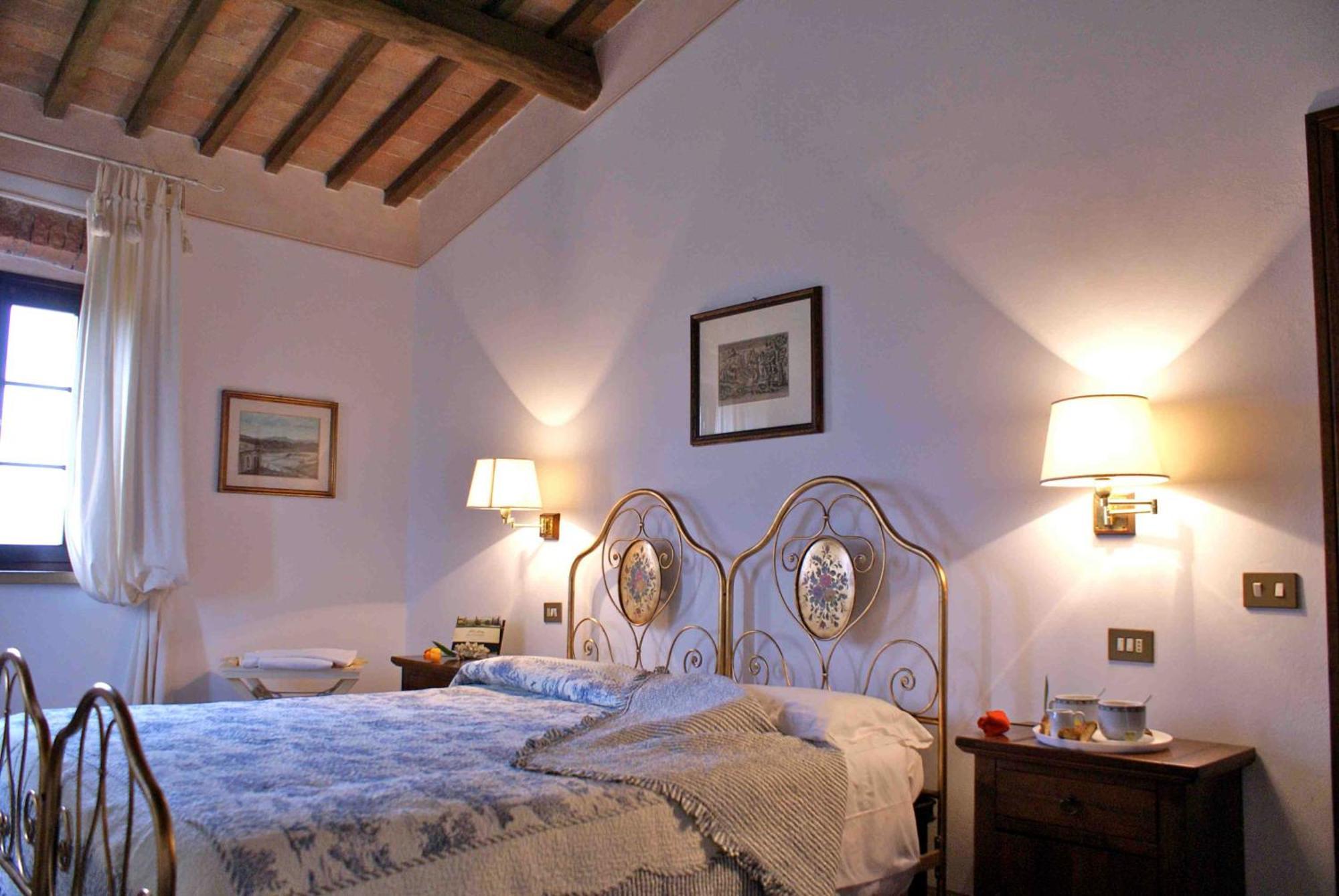 La Mandriola Villa Lajatico Ruang foto