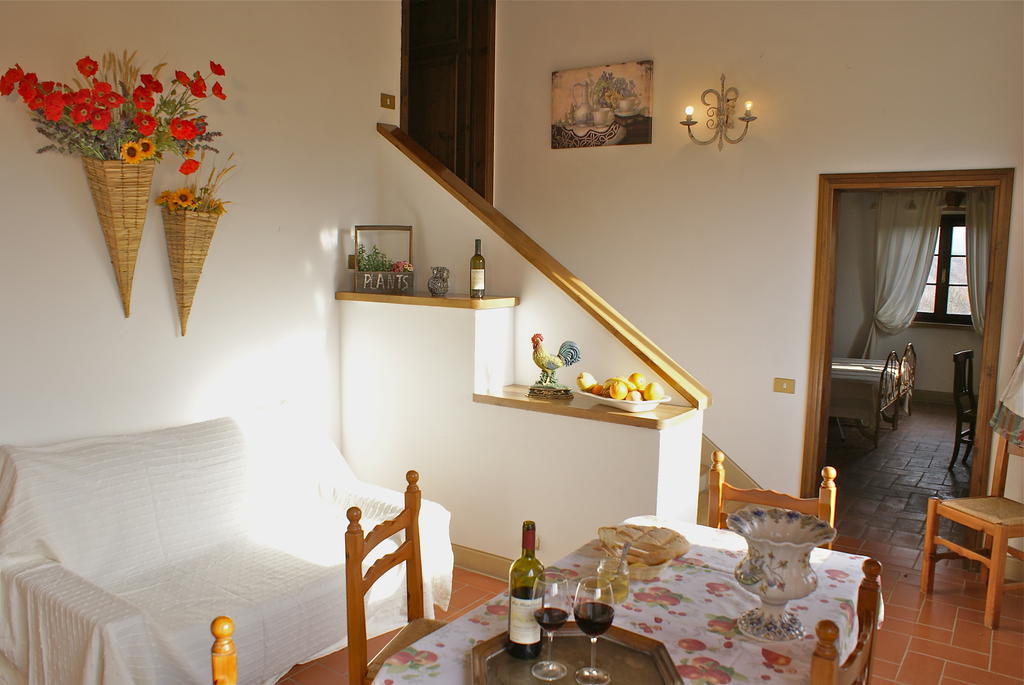 La Mandriola Villa Lajatico Ruang foto